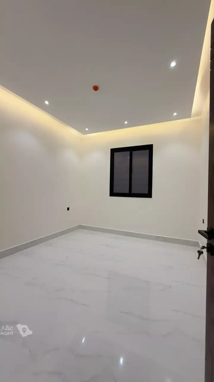 3 bedroom apartment in Okaz, Riyadh 12