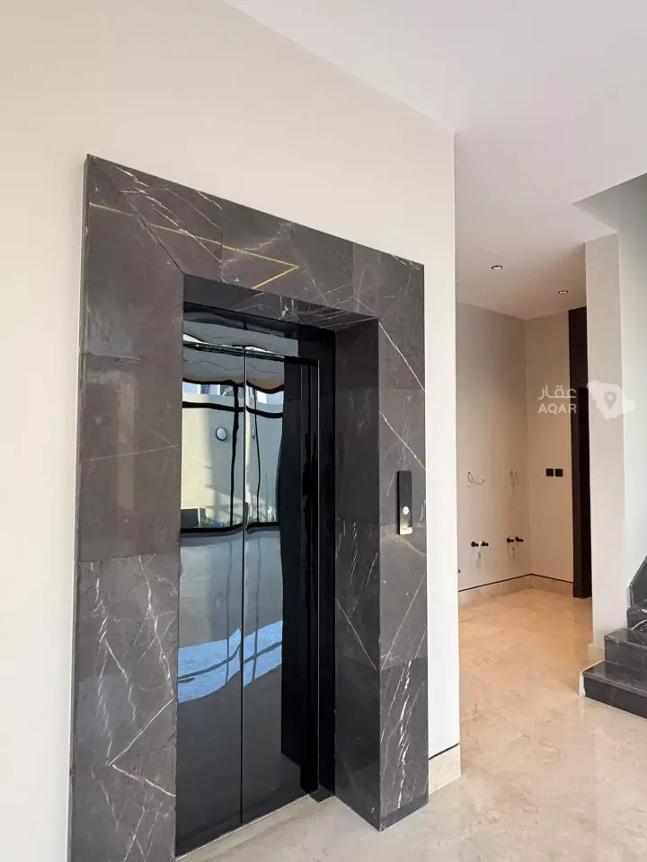 5 bedroom villa in Al Aridh, Riyadh 5