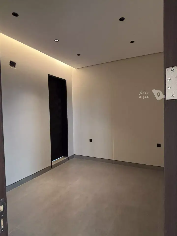 5 bedroom villa in Al Aridh, Riyadh 20