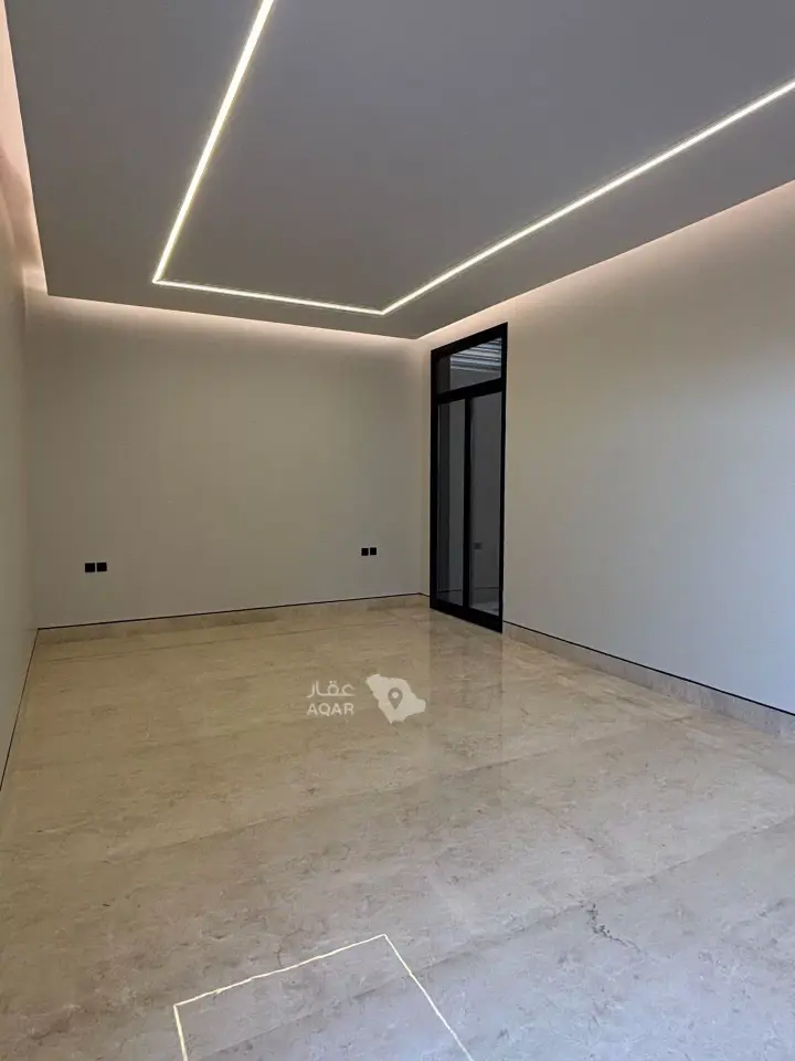 5 bedroom villa in Al Aridh, Riyadh 6