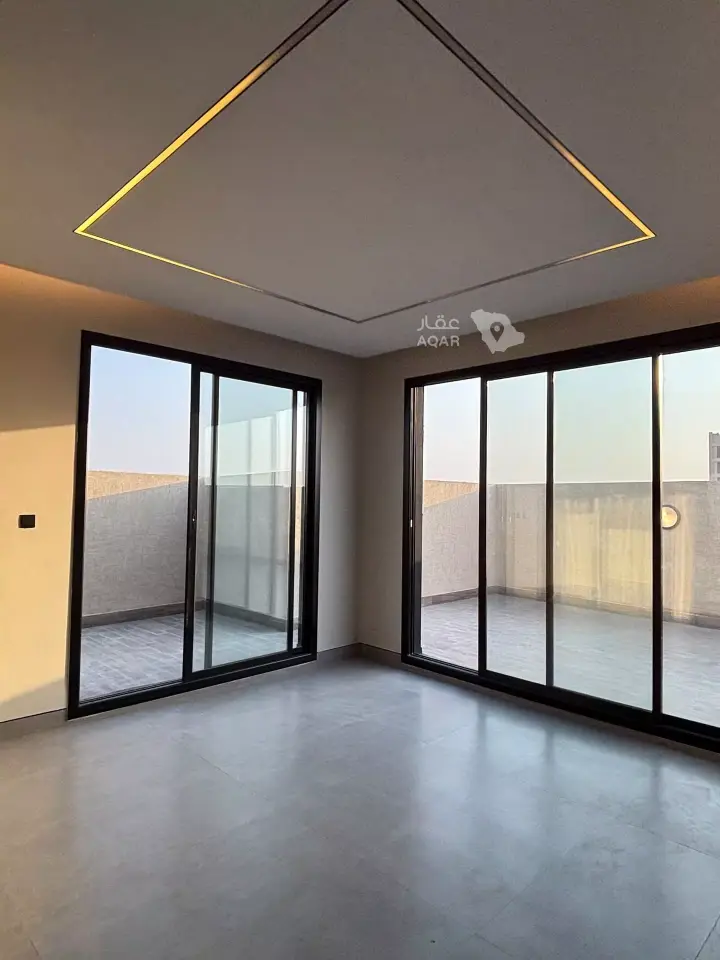 5 bedroom villa in Al Aridh, Riyadh 14