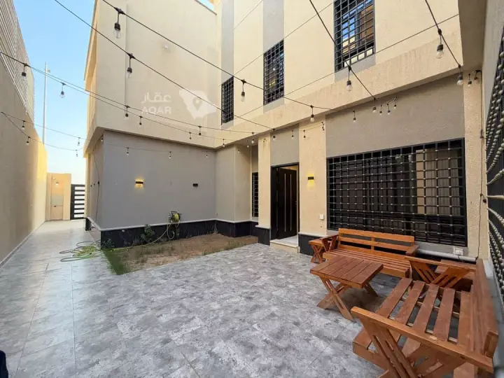 3 bedroom villa in Al Janadriyah, Riyadh 6