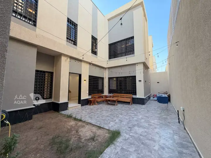 3 bedroom villa in Al Janadriyah, Riyadh 5