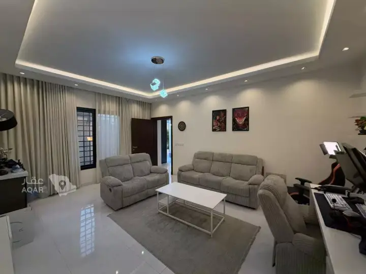 3 bedroom villa in Al Janadriyah, Riyadh 8