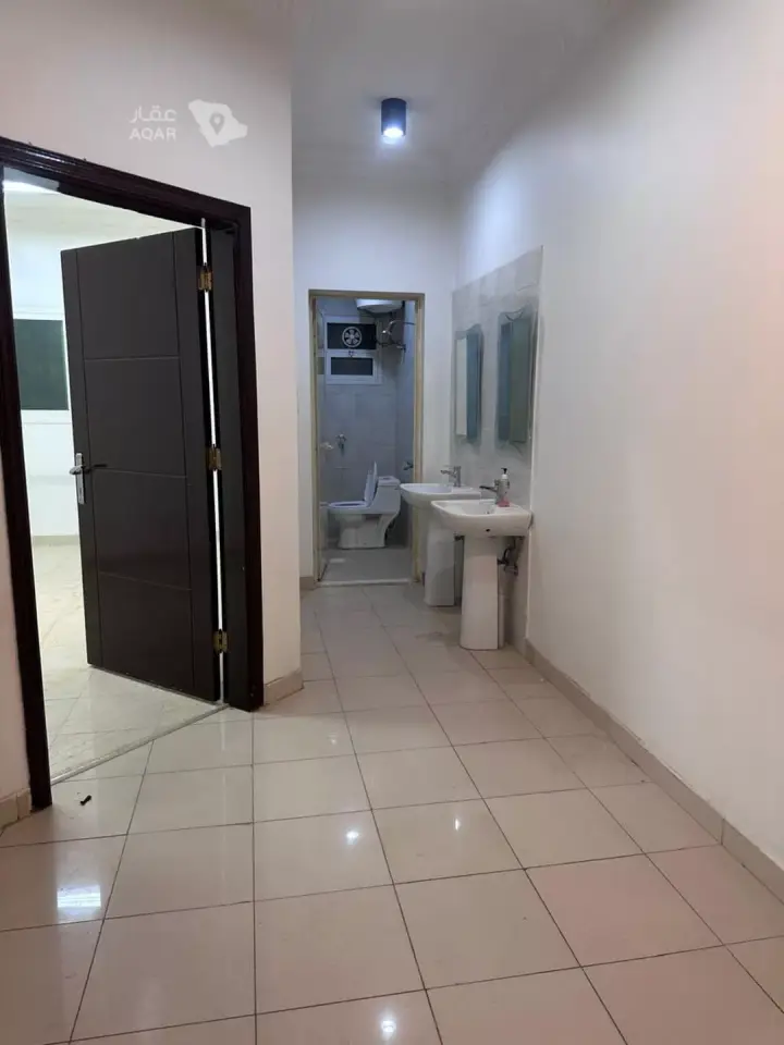 شقة 4 غرف في إشبيلية، الرياض 3