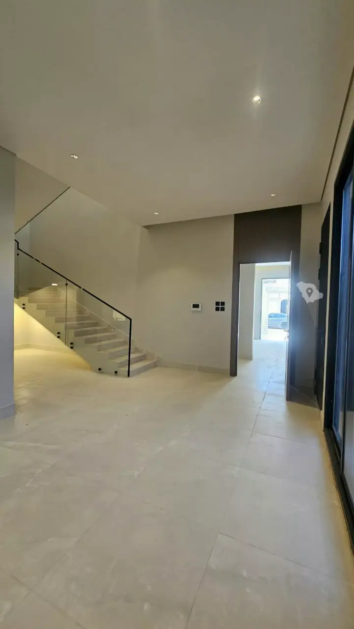 3 bedroom villa in Al Rawdah, Riyadh 6