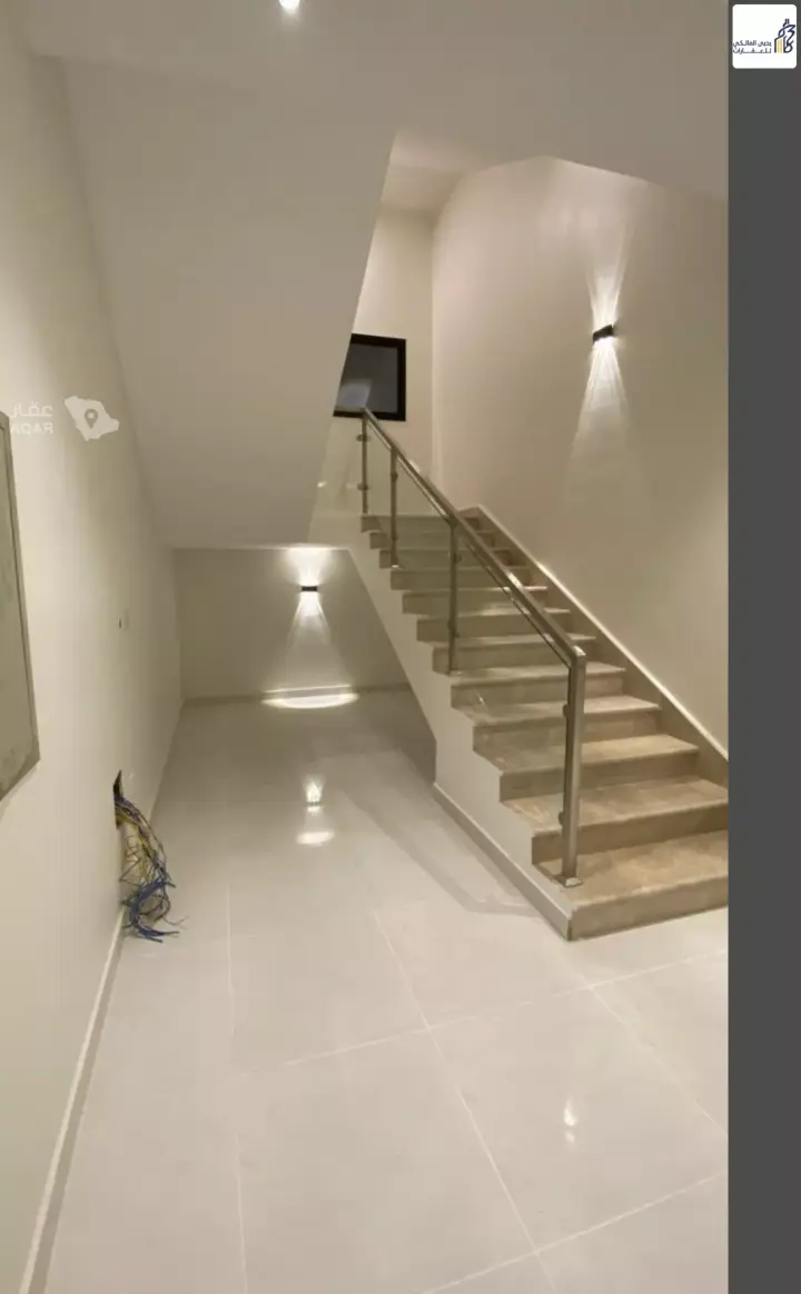 4 bedroom villa in Al Janadriyah, Riyadh 6