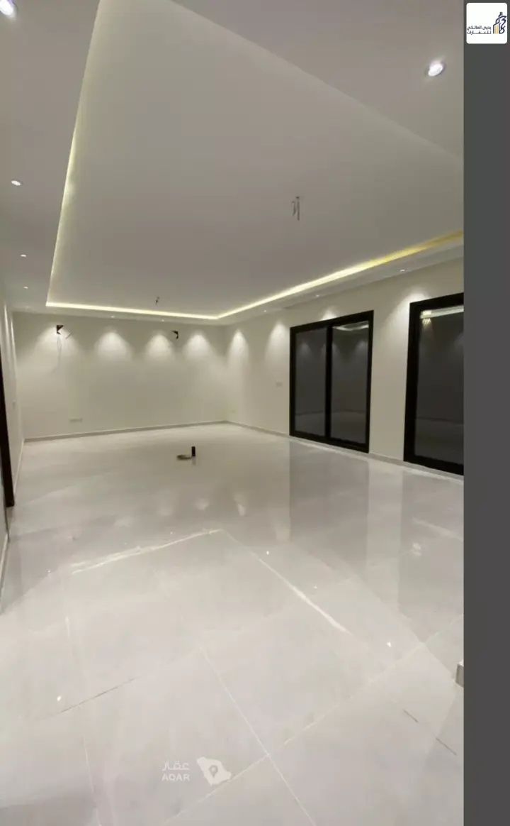 4 bedroom villa in Al Janadriyah, Riyadh 26