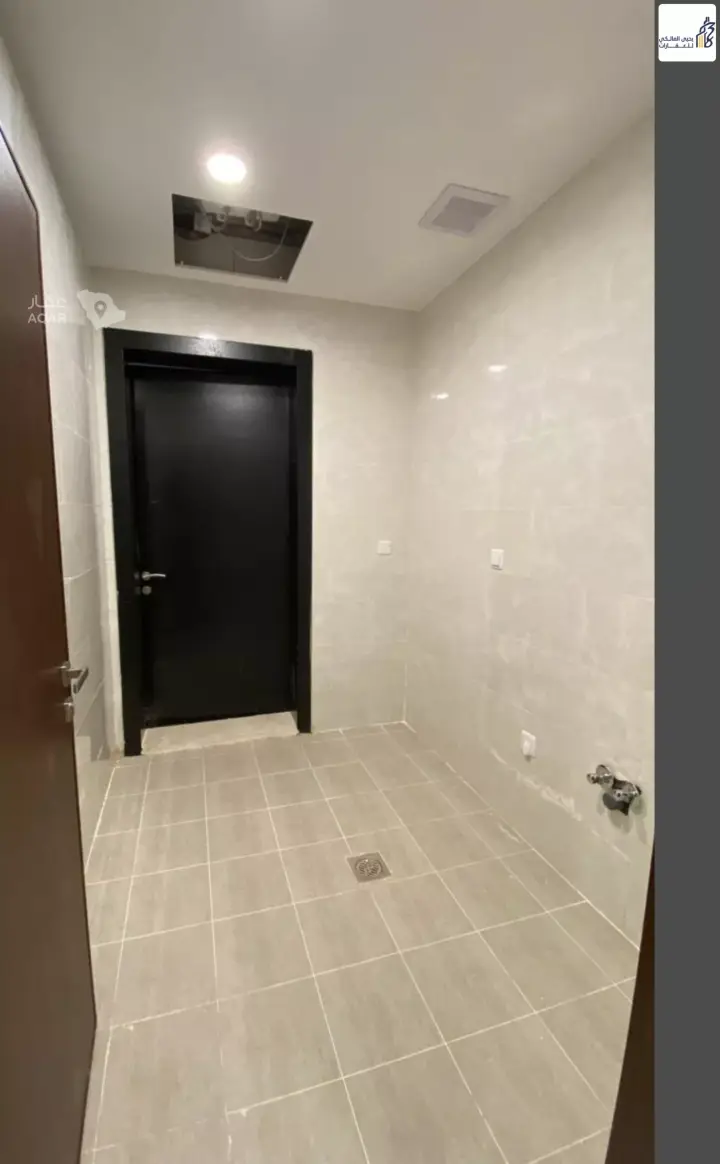 4 bedroom villa in Al Janadriyah, Riyadh 8