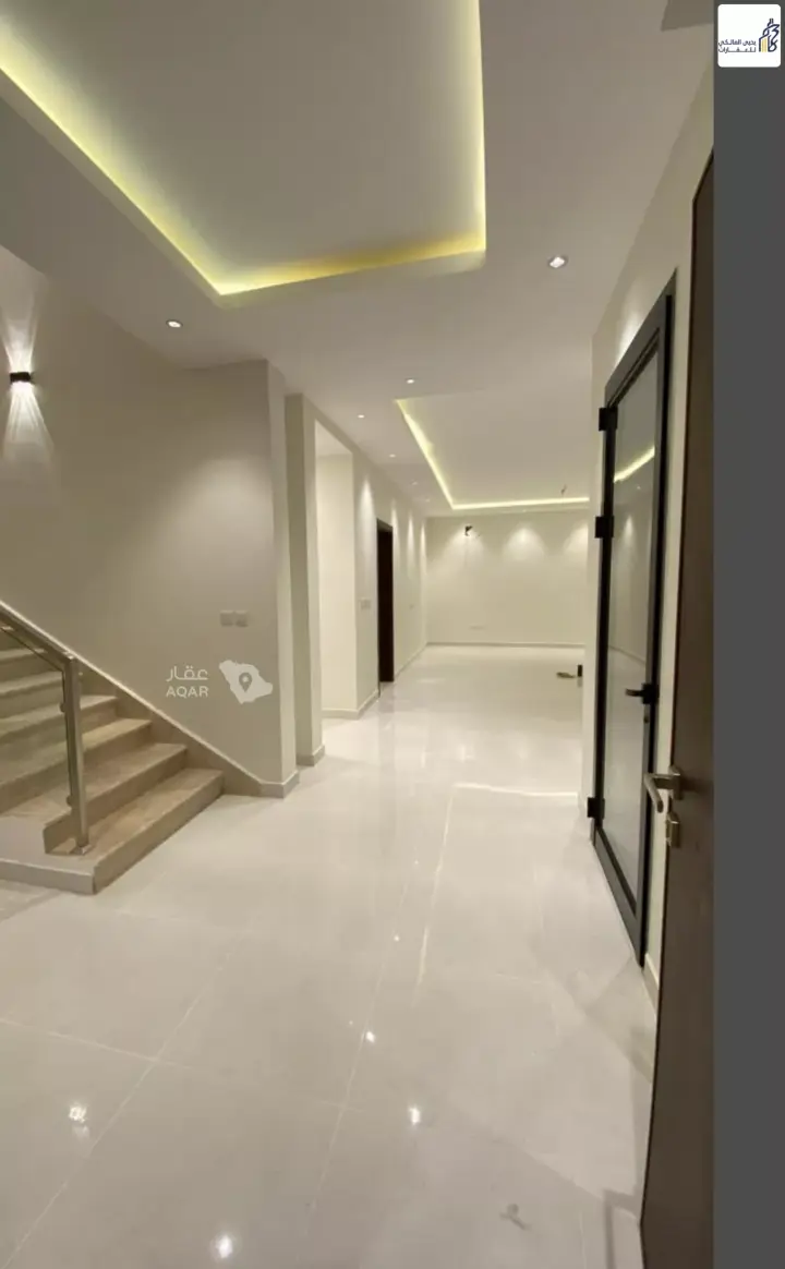 4 bedroom villa in Al Janadriyah, Riyadh 17