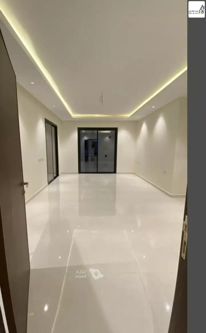 4 bedroom villa in Al Janadriyah, Riyadh 10