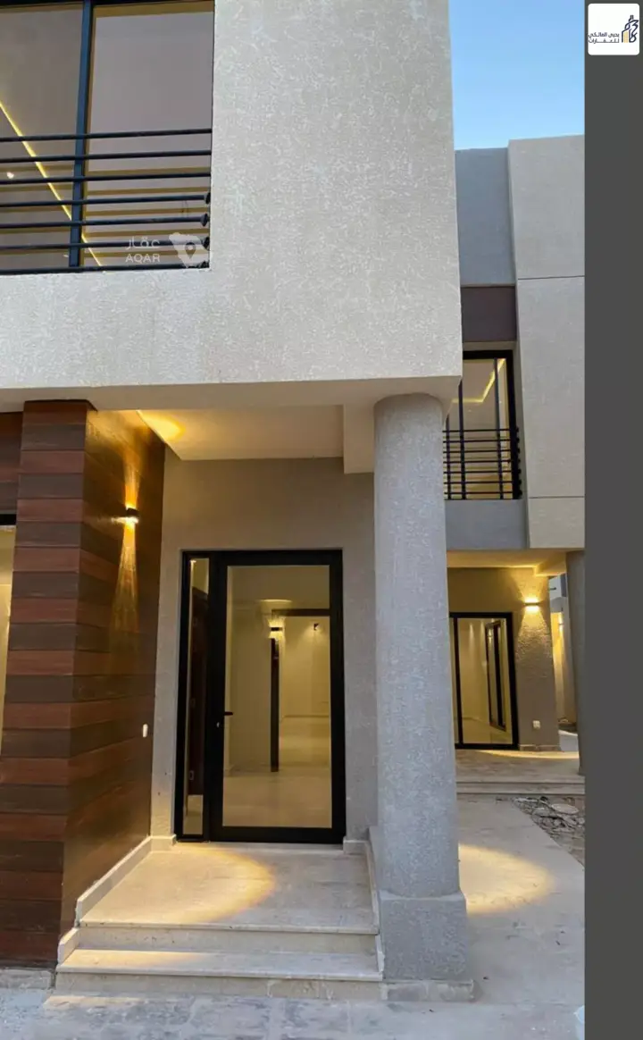 4 bedroom villa in Al Janadriyah, Riyadh 7