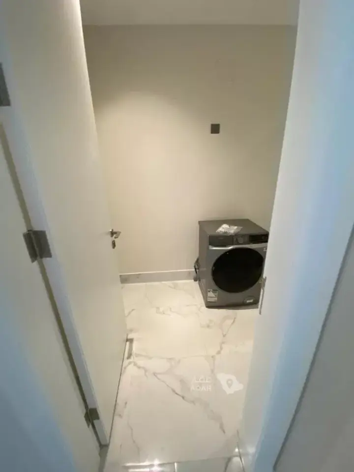 3 bedroom apartment in Granada, Riyadh 18