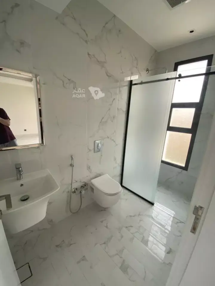 3 bedroom apartment in Granada, Riyadh 4