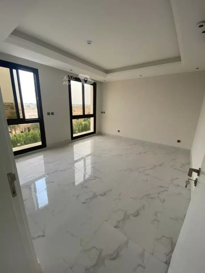 3 bedroom apartment in Granada, Riyadh 3
