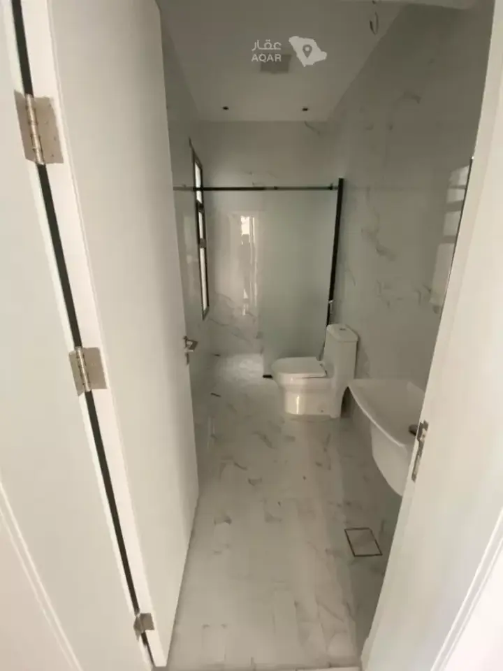 3 bedroom apartment in Granada, Riyadh 14