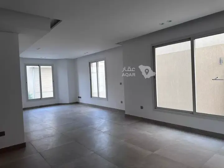 4 bedroom villa in Qurtubah, Riyadh 5