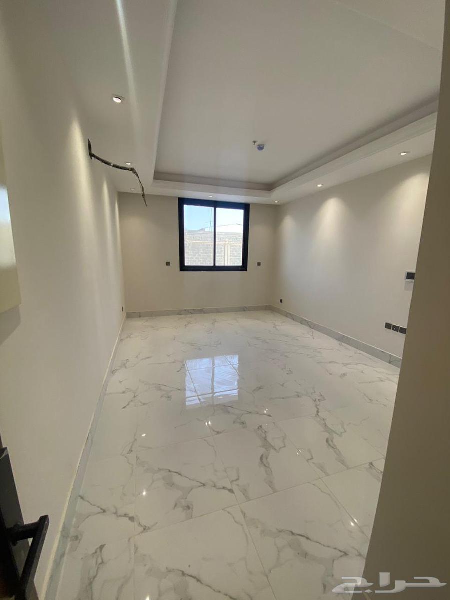 4 bedroom apartment in Granada 8