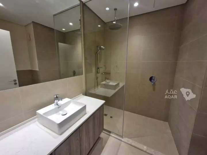 4 bedroom villa in Al Munsiyah, Riyadh 16