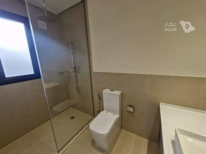 4 bedroom villa in Al Munsiyah, Riyadh 18