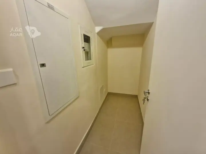 4 bedroom villa in Al Munsiyah, Riyadh 14