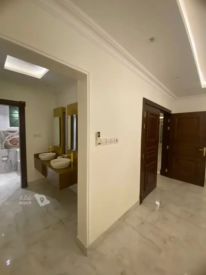 5 bedroom villa in Al Wahah, Riyadh 24