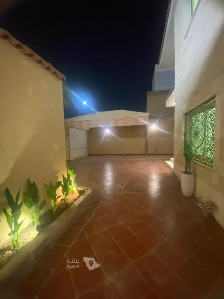 5 bedroom villa in Al Wahah, Riyadh 14
