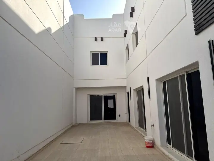4 bedroom villa in Al Farouq, Riyadh 2