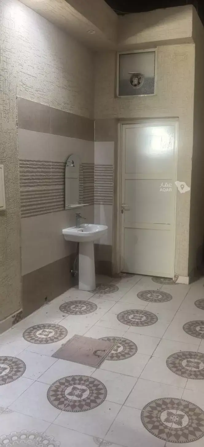4 bedroom villa in Tuwaiq, Riyadh 5