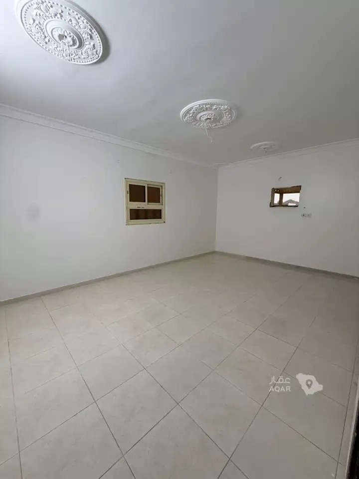 4 bedroom apartment in Al Salam, Madinah 3