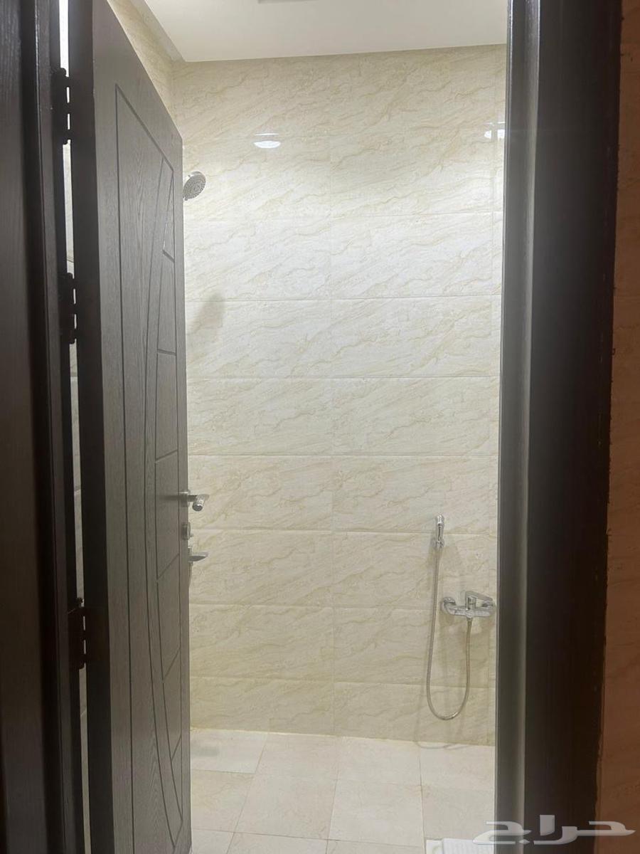 6 bedroom apartment in Dhahrat Laban 7