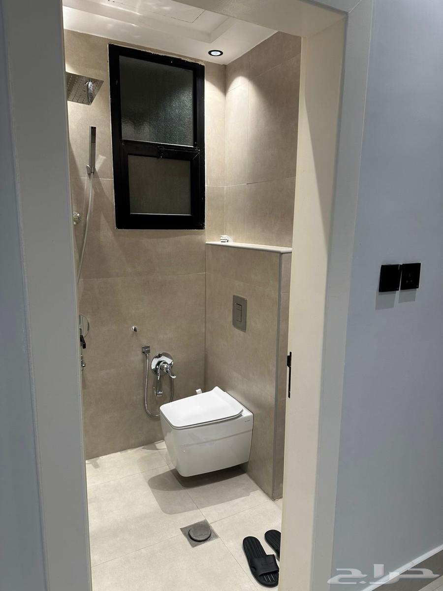 2 bedroom apartment in Al Awali 8