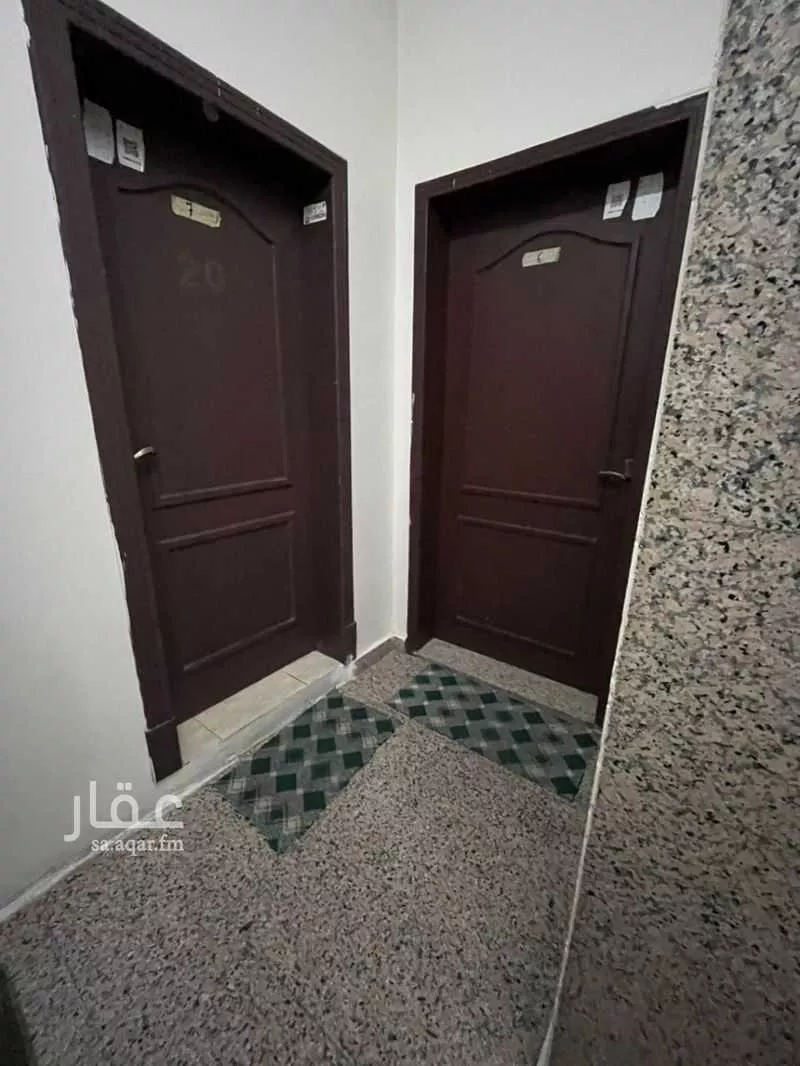 عمارة 232 م² في الثقبة 7