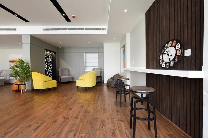 2 bedroom apartment in Al Hamra, Jeddah 7