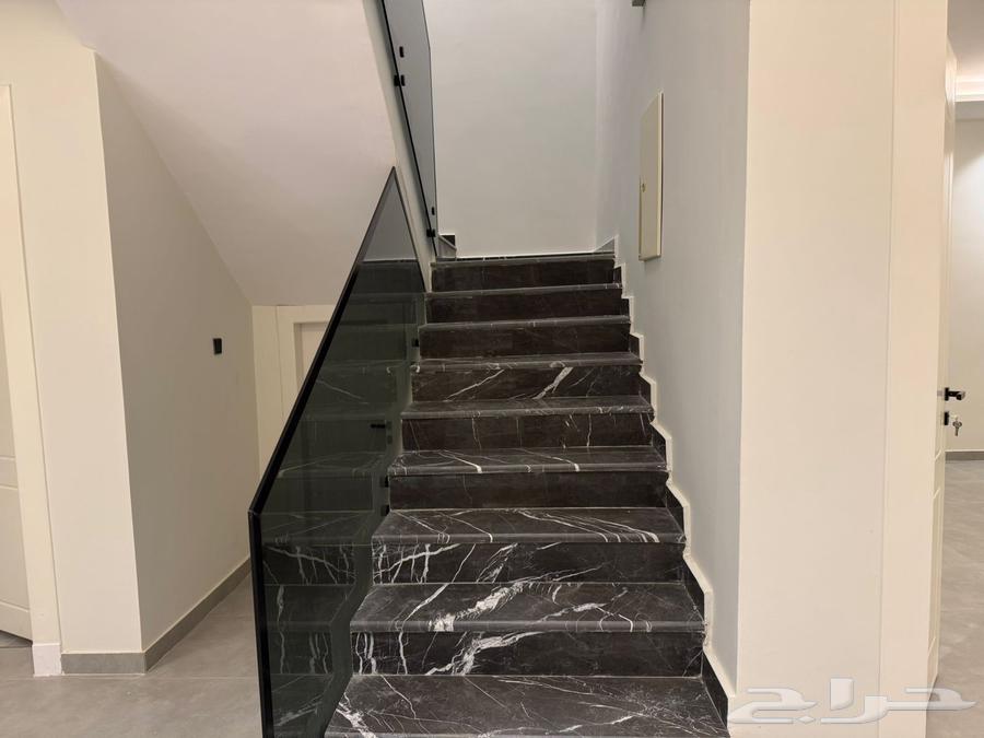 4 bedroom apartment in Tuwaiq 14