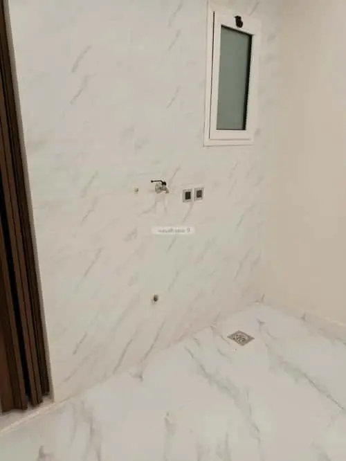 5 bedroom apartment in Al Sawari, Jeddah 12
