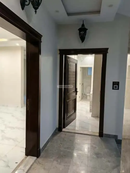 5 bedroom apartment in Al Sawari, Jeddah 5
