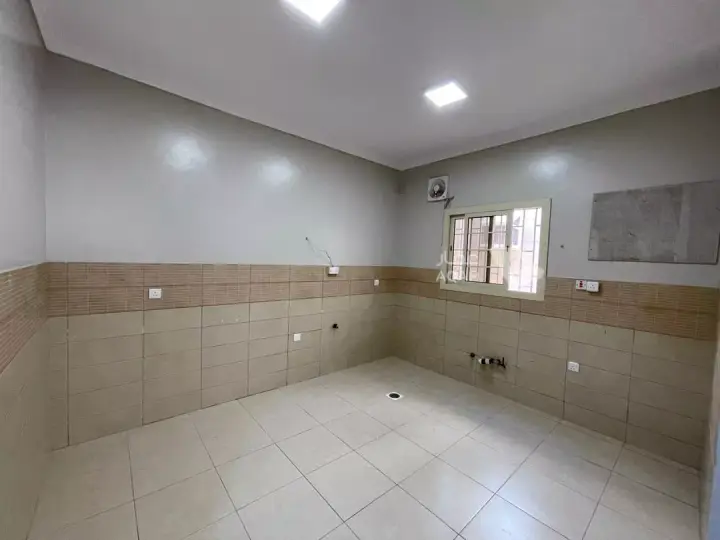 3 bedroom apartment in Bani Malik, Jeddah 3