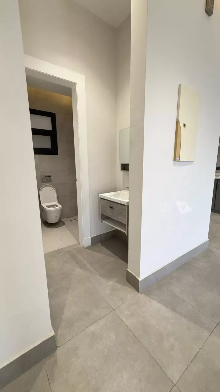 3 bedroom apartment in Al Qadisiyah, Riyadh 3