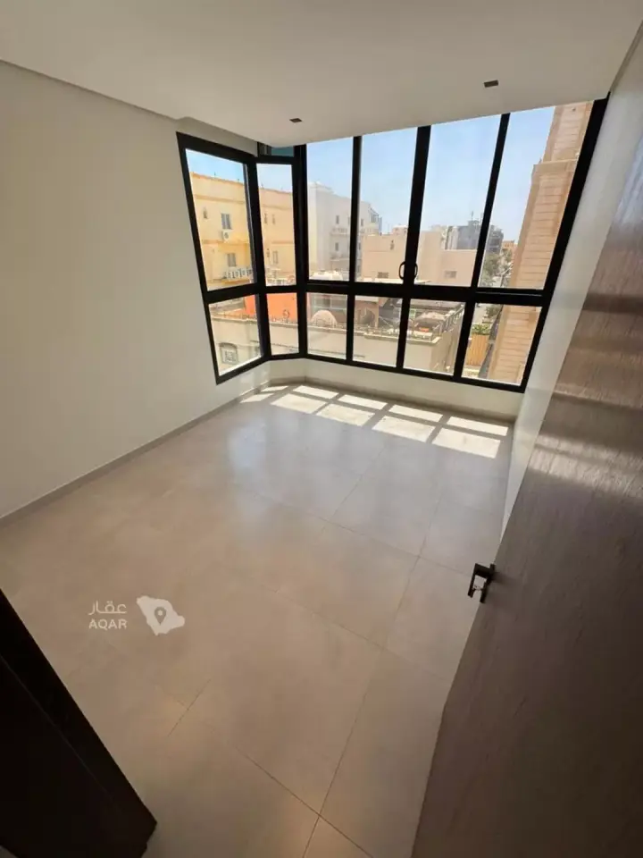 3 bedroom apartment in Al Zahra, Jeddah 3