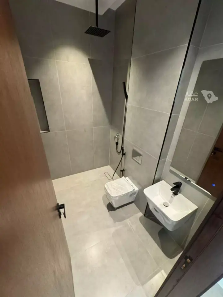 3 bedroom apartment in Al Zahra, Jeddah 9