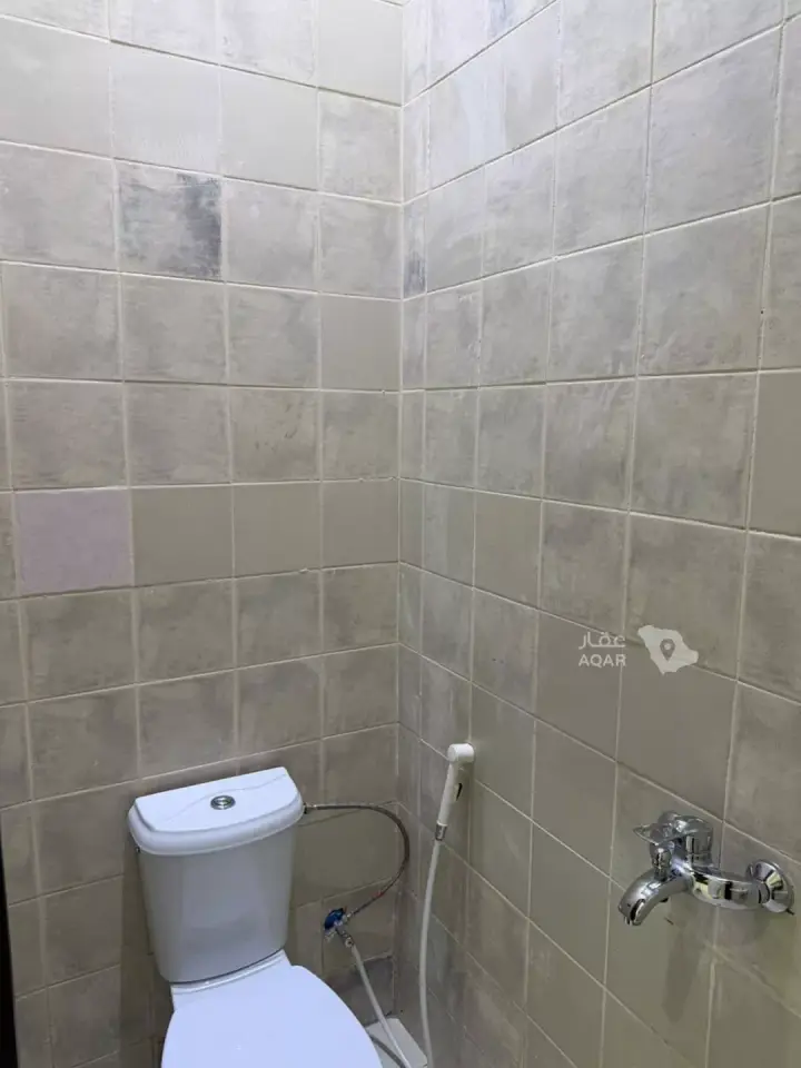 4 bedroom apartment in Abhur North, Jeddah 11