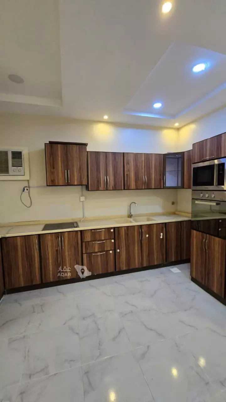 5 bedroom villa in Al Yaqout, Jeddah 16