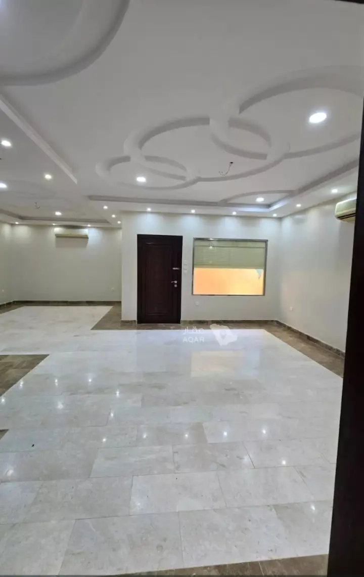 5 bedroom villa in Al Yaqout, Jeddah 21