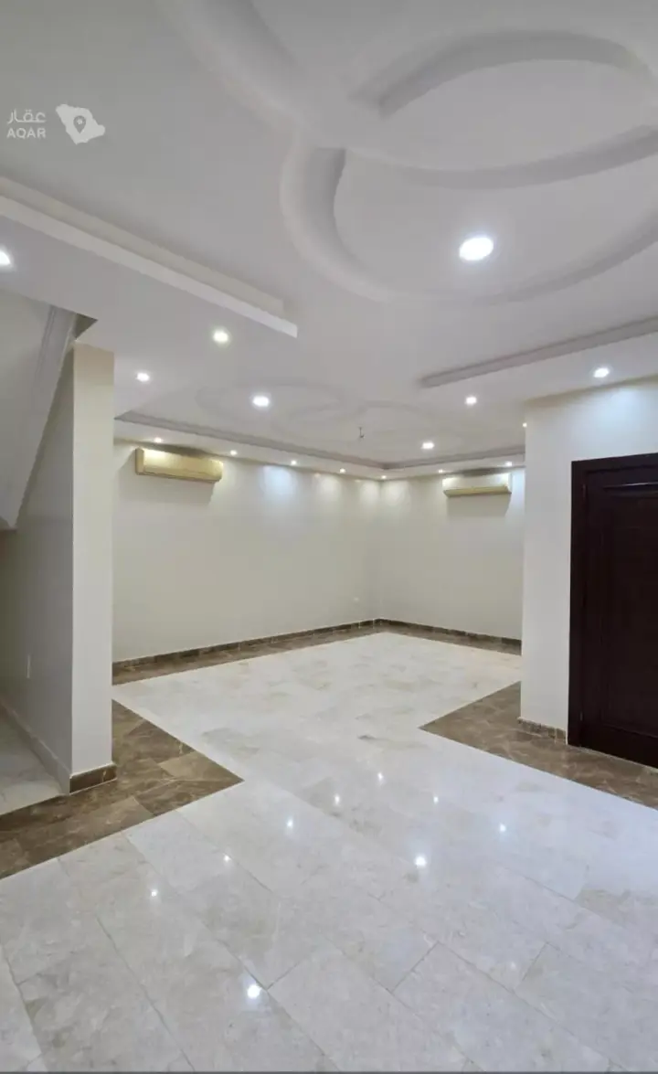 5 bedroom villa in Al Yaqout, Jeddah 22
