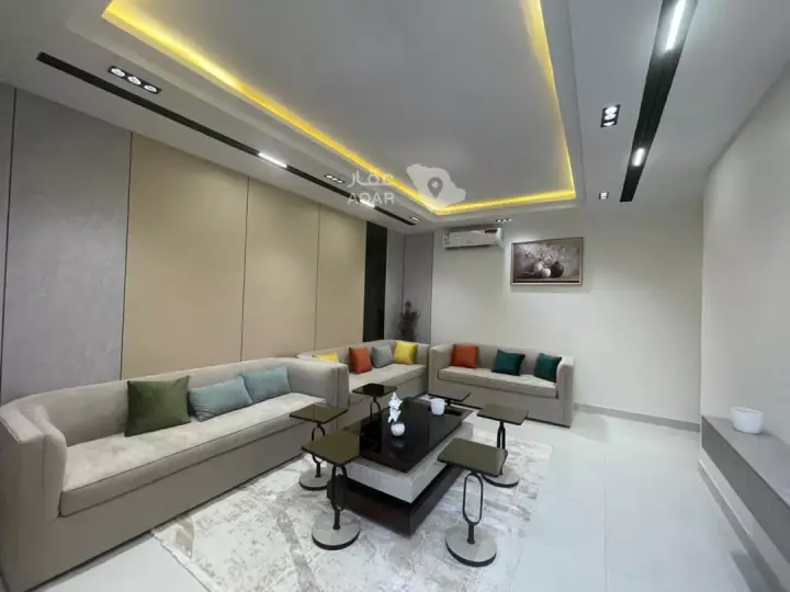 5 bedroom apartment in Taibah, Riyadh 5