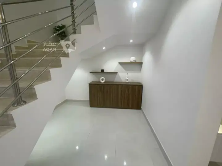 5 bedroom apartment in Taibah, Riyadh 22
