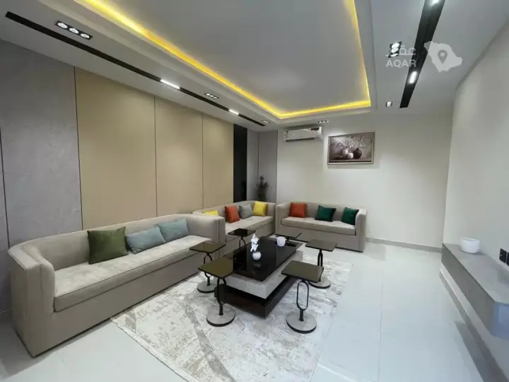 5 bedroom apartment in Taibah, Riyadh 4