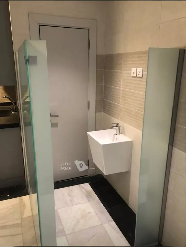 1 bedroom office in Al Sulaimaniyyah, Riyadh 3