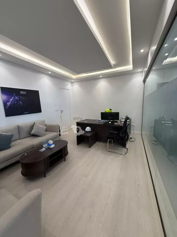 5 bedroom office in Al Yasmin, Riyadh 7